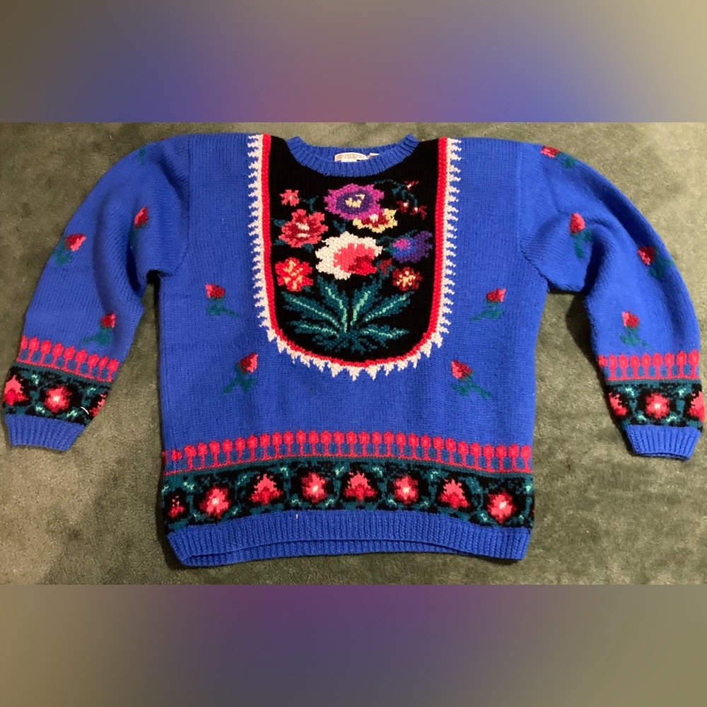 Vintage Heirlooms Collectibles 100% Wool Roses Knit Sweater Size Medium
